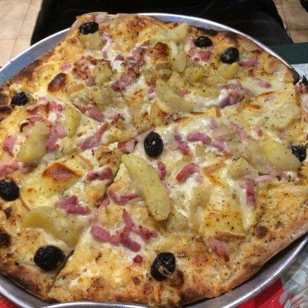 La Cave a Pizza