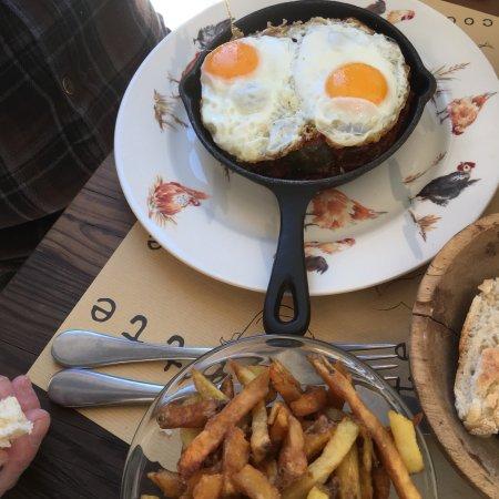 Cocotte Chicken House