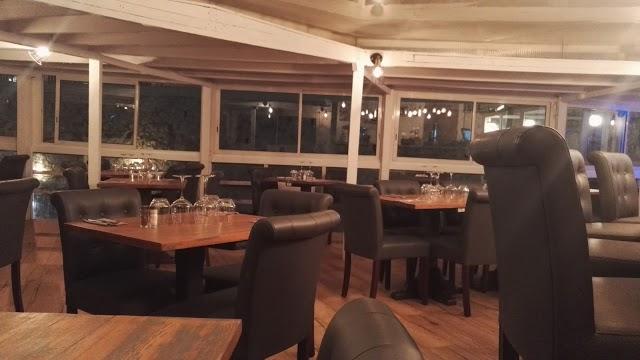 Le Petit Pavillon
