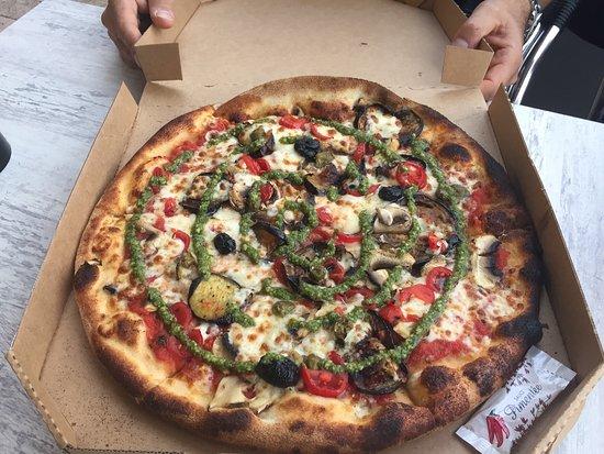 Le Gusto pizza