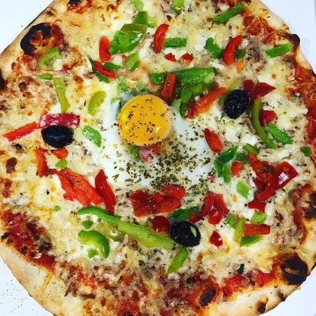 Family's Pizza