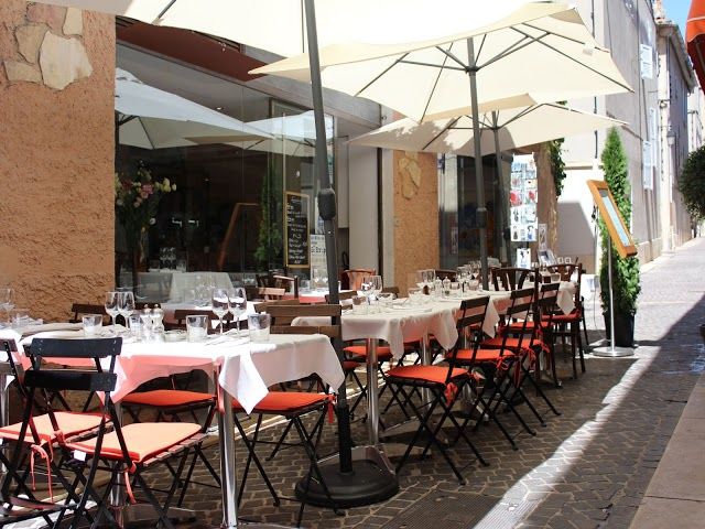 À Table