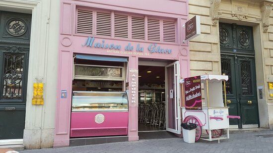 Maison De La Glace